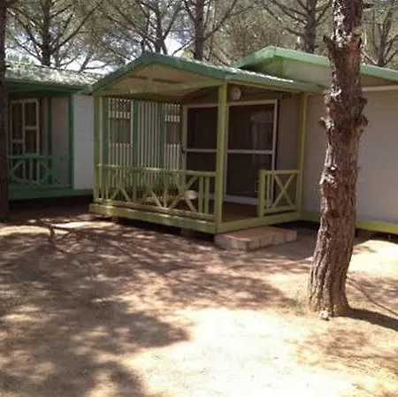 Camping Neptuno 호텔 2*